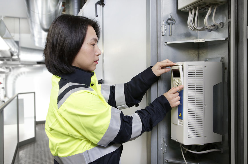 Le nouveau panel connecté d'ABB surveille sans effort l'état des variateurs de vitesse